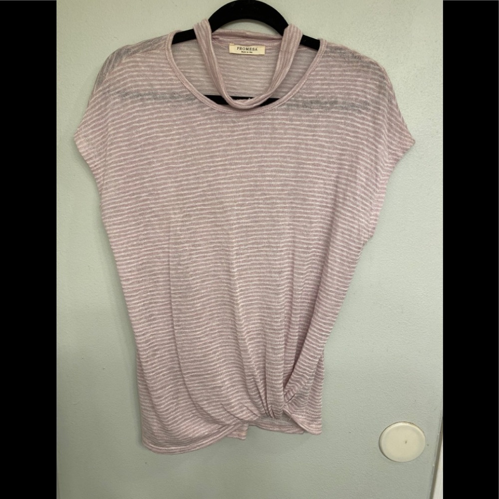 Stripped short sleeve shirt